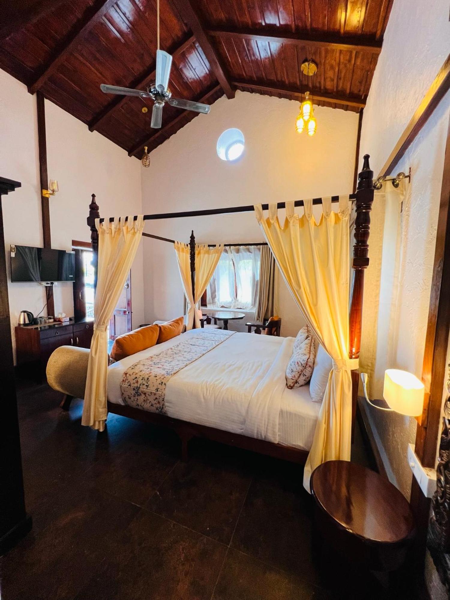 Hotel Dandelion By The Hills Lakhwār Esterno foto